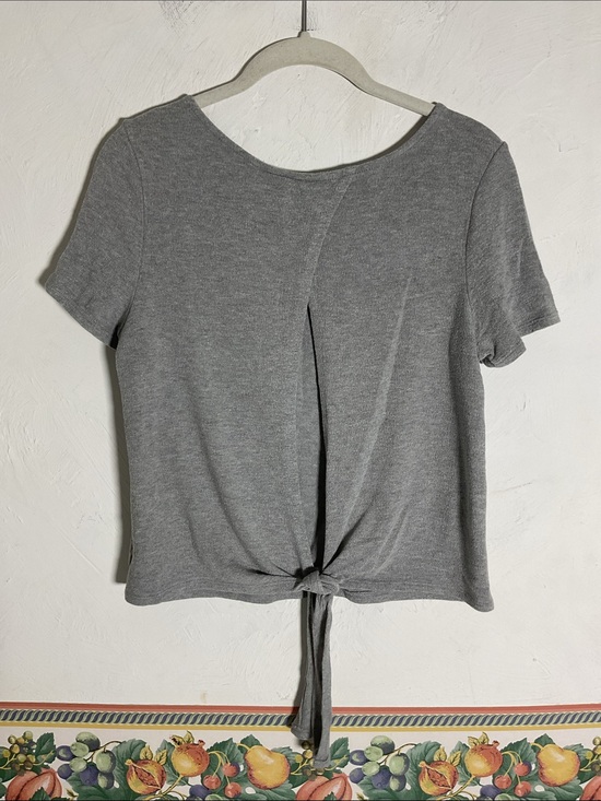 Alya Tops - ALYA Gray Ribbed Short Sleeve Crossover Open Back Tie Top Size M